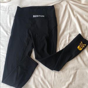 SoulCycle Lululemon 7/8 in movement leggings 6